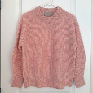 Everlane Alpaca Crew Sweater in Rose